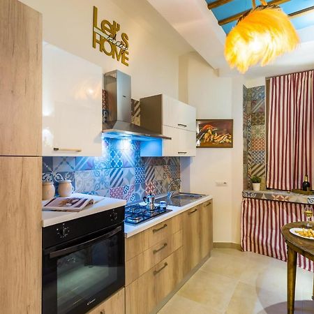 Maradona Place Apartment By Wonderful Italy Napoli Bagian luar foto