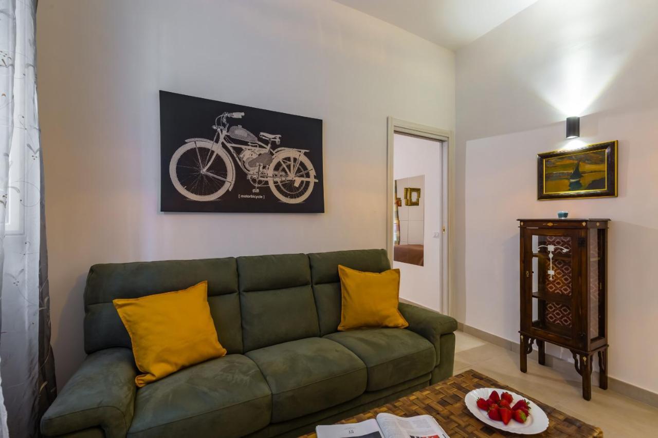 Maradona Place Apartment By Wonderful Italy Napoli Bagian luar foto