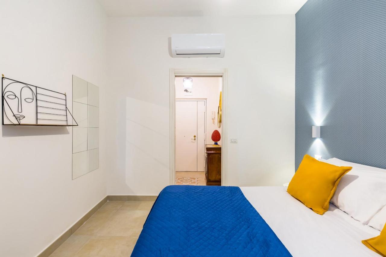 Maradona Place Apartment By Wonderful Italy Napoli Bagian luar foto