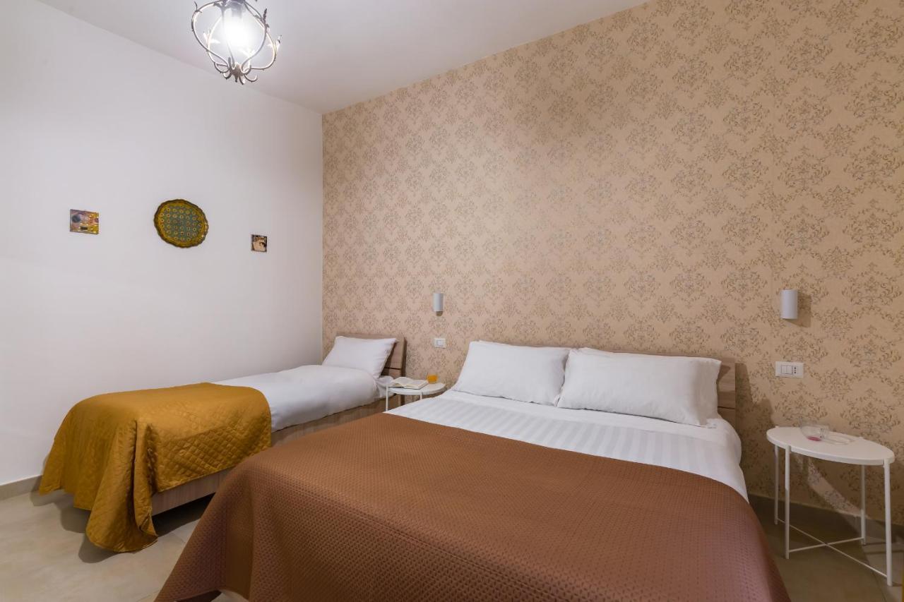 Maradona Place Apartment By Wonderful Italy Napoli Bagian luar foto