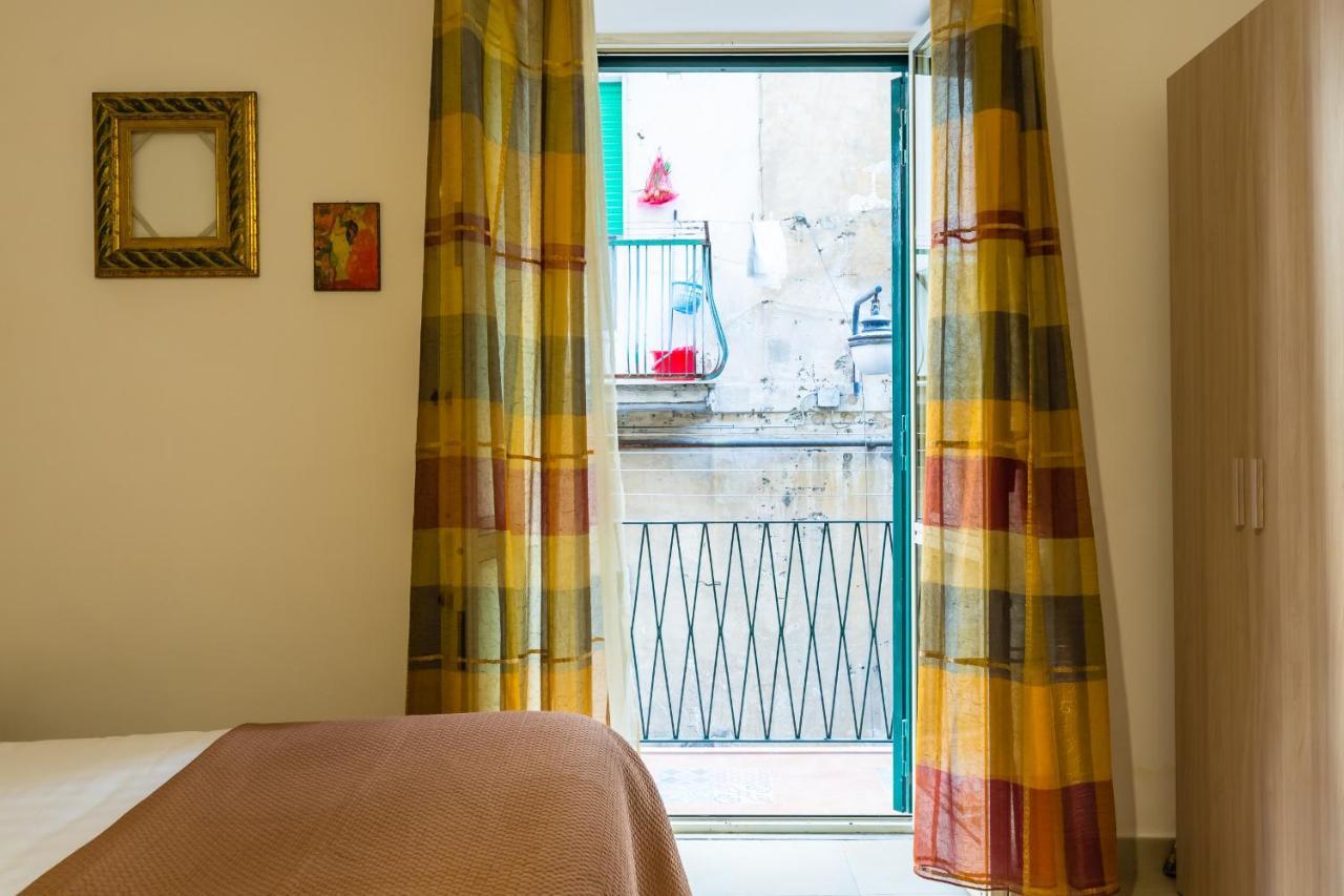 Maradona Place Apartment By Wonderful Italy Napoli Bagian luar foto